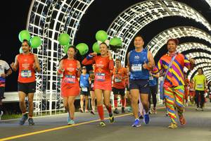 BIB: 42019
                            <button type="button" onclick="openModal(20637419)" class="btn btn-primary btn-sm float-right btn-popup" data-toggle="modal" data-target=".modal-high-quality">
                        <i class="fas fa-shopping-cart"></i> Add to Cart
                    </button>
                                            <button type="button" onclick="isThisMe(20637419, true)" class="btn btn-success btn-sm float-right btn-popup btn-isme hidden" data-toggle="tooltip" data-placement="bottom" title="นี่คือรูปของคุณใช่ไหม คลิกที่นี่เพื่อเอาเข้าอัลบั้ม">
                        <i class="fas fa-plus"></i> Add to album
                    </button>
                    <button type="button" onclick="isThisMe(20637419, false)" class="btn btn-warning btn-sm float-right btn-popup btn-isnotme hidden">
                        <i class="fas fa-ban"></i> Remove from album
                    </button>